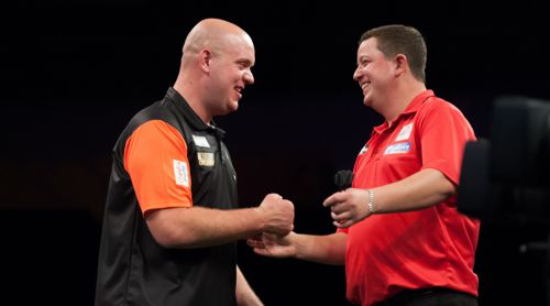 Michael van Gerwen spielt in einer anderen Liga