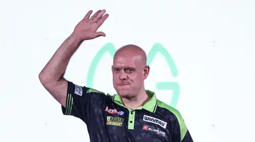Michael van Gerwen 10:6 Andrew Gilding