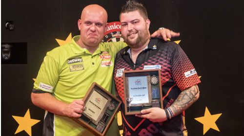 Michael van Gerwen und Michael Smith lieferten sich im Finale der Austrian Darts Open 2017 einen Klassiker