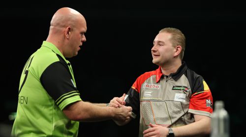 Michael van Gerwen 6:2 Dimitri Van den Bergh