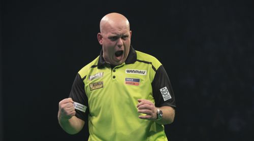 Michael van Gerwen kommt mit seinen neuen Winmau-Darts gut zurecht