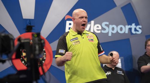 Michael van Gerwen zieht einsam seine Kreise