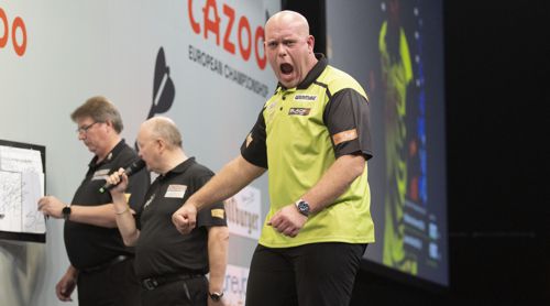 Michael van Gerwen schreit die Freude heraus