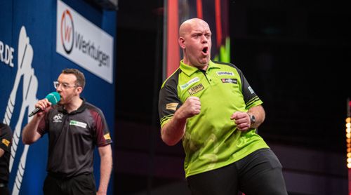 Michael van Gerwen und der Caller