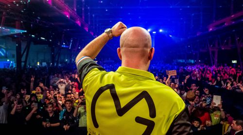 Michael van Gerwen von hinten