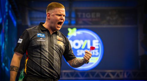Mike De Decker 2:1 Peter Wright