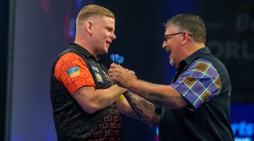 Mike De Decker 3:0 Gary Anderson