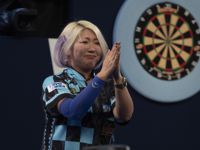 Mikuru Suzuki ist amtierende Darts Weltmeisterin Darts Weltmeisterin Mikuru Suzuki