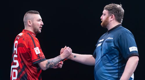 Nathan Aspinall 4:1 Cameron Menzies