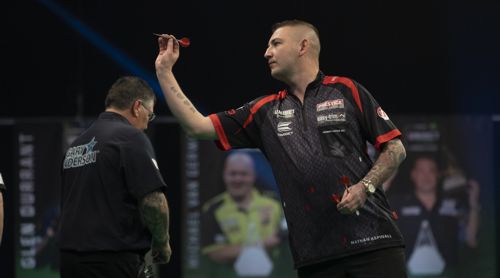 Nathan Aspinall besser als Gary Anderson