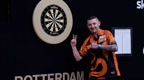Nathan Aspinall mit dem zweiten Tagessieg