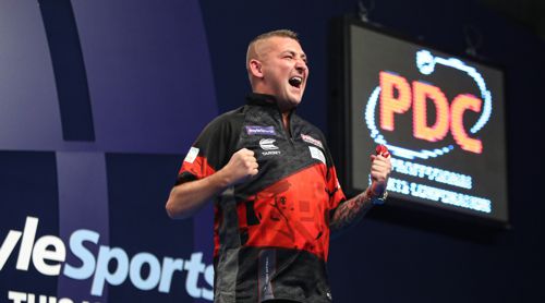 Nathan Aspinall freut sich riesig