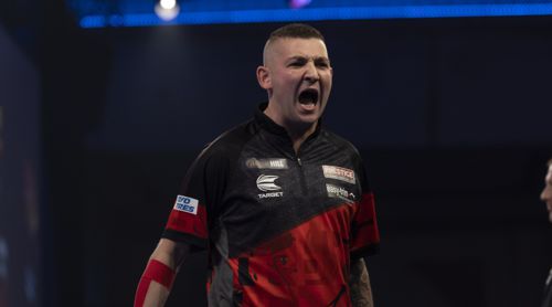 Nathan Aspinall schreit