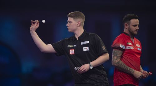 Nico Kurz bezwang mit Joe Cullen die Nummer 15 der Welt
