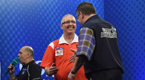 Paul Hogan sorgte für die erste Sensation bei den UK Open 20177 als er Gary Anderson aus dem Turnier warf