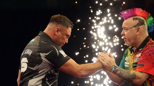 Peter Wright und Gerwyn Price respektvoll