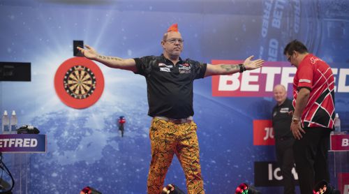 Peter Wright hatte einige Mühe mit Jose de Sousa