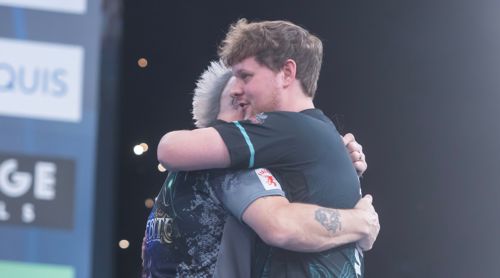 Peter Wright 3:2 Kevin Doets