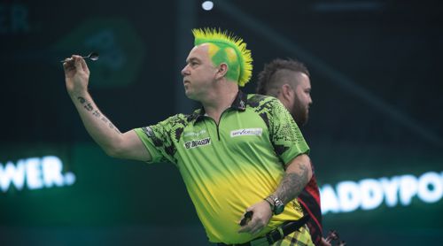 Peter Wright zieht in das Finale der Champions League ein