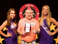 Niemand hätte es gedacht, Michael van Gerwen holt nicht ein Leg gegen Peter Wright Peter Wright schafft den Whitewash gegen Michael van Gerwen