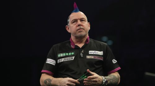 Peter Wright wurde von Mensur Suljovic deklassiert