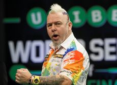 Peter Wright kann seine Führung gegen Michael van Gerwen nicht zum Sieg nutzen