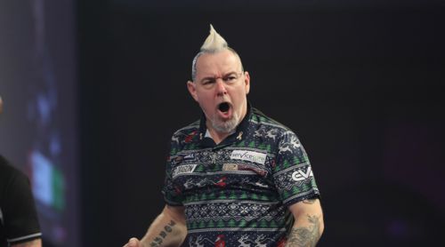 Peter Wright versteigert seine Weihnachts-Pullover für einen guten Zweck