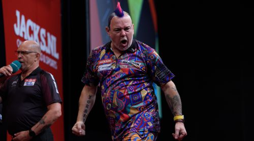 Mit dem siebten Leg-Gewinn in Folge krnte Peter Wright seine Aufholjagd und beendete das Match 10:6