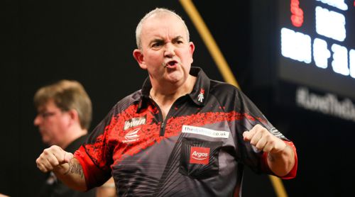 Phil Taylor präsentiert sich kurz vor seiner Rente in alter Form