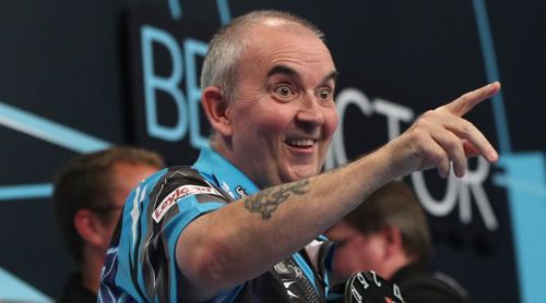 Phil Taylor macht beim World Matchplay große Augen