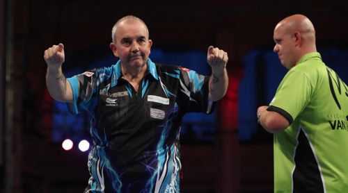 Phil Taylor besiegte Michael van Gerwen im Viertelfinale des World Matchplay mit 16:6