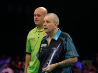 Phil Taylor vergibt sieben Matchdarts gegen Michael van Gerwen