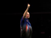 Raymond van Barneveld trifft im Halbfinale der Premier League Darts auf seinen Landsmann Michael van Gerwen