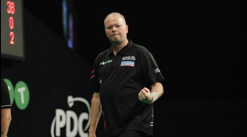 Raymond van Barneveld präsentiert sich im Viertelfinale des PDC World Grand Prix in alter Stärke