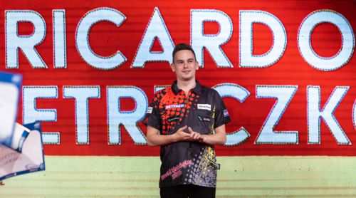 Ricardo Pietreczko beim Walk-on in Blackpool