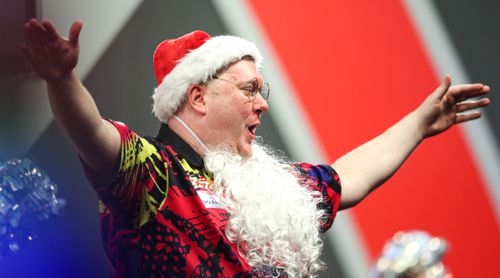 Ricky Evans verkleidet als Weihnachtsmann