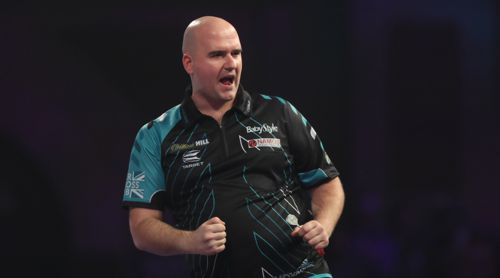 Rob Cross zieht bei seiner allerersten Weltmeisterschaft sofort in das Viertelfinale ein