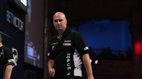 Rob Cross musste sich trotz starker Leistung im Achtelfinale des World Matchplay geschlagen geben
