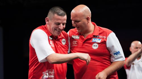 Rob Cross und Dave Chisnall treten erstmals gemeinsam für England an