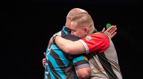 Rob Cross 6:2 Dimitri Van den Bergh