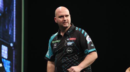 Weltmeister Rob Cross musste sich am ersten Spieltag der Premier League deutlich geschlagen geben