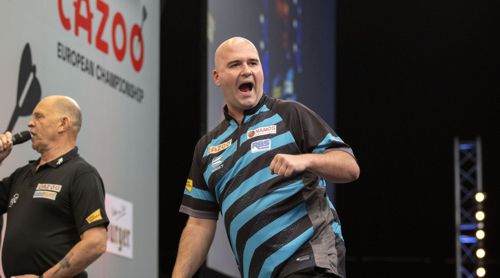 Rob Cross und Caller Russ Bray