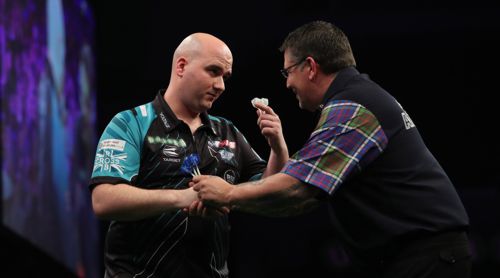 Rob Cross entschied erstmals das Duell der Weltmeister gegen Gary Anderson für sich