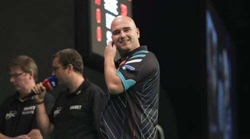 Rob Cross lächelt ironisch