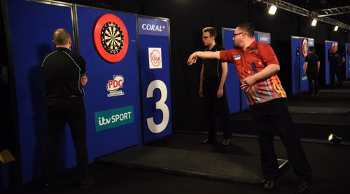 Robert Owen zog völlig überraschend in das Viertelfinale der UK Open ein