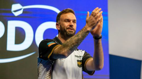 Ross Smith 2:0 Gian van Veen