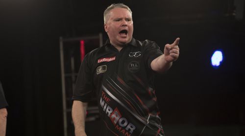 Simon Stevenson im Viertelfinale der UK Open 2019