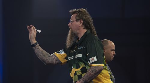 Simon Whitlock und Darius Labanauskas spielen fantastisches Darts