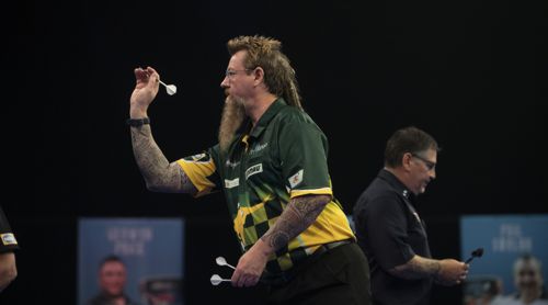 Simon Whitlock nutzt die Gunst der Stunde gegen Gary Anderson