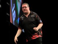 Stephen Bunting bezwang den Weltmeister, welcher einen Average von 82,98 spielte, klar und deutlich mit 7:1